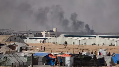 Ataque israelí en Rafah deja al menos 50 muertos