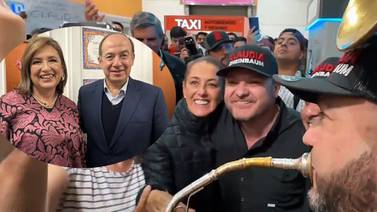 En gira por Sinaloa, Sheinbaum critica reunión de Xóchitl Gálvez con Felipe Calderón