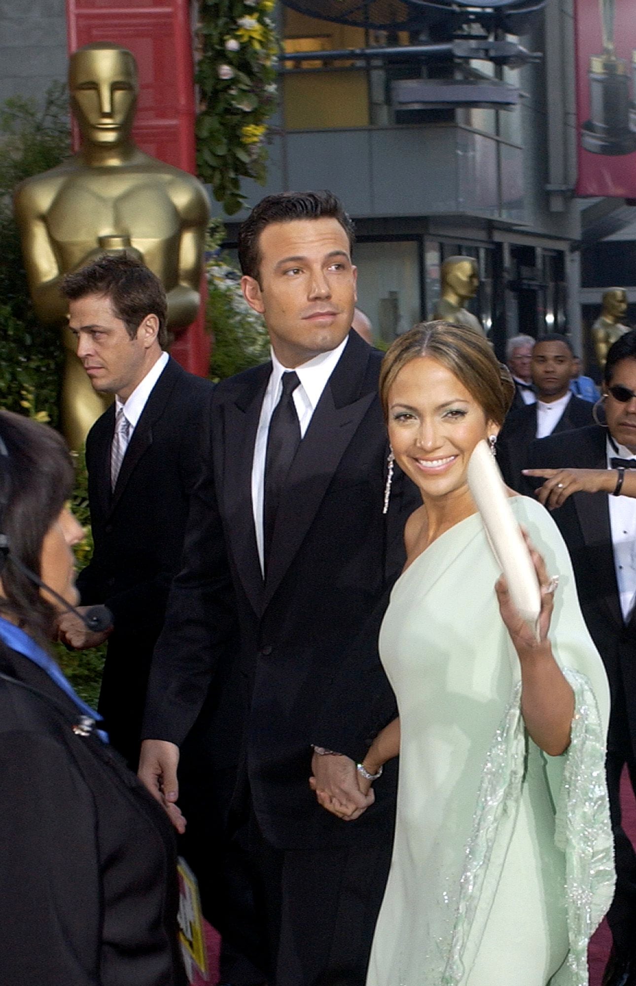 Actors Ben Affleck and his fiancé Jennifer Lopez arrive for the 75th annual Academy Awards Sunday, March 23, 2003, in Los Angeles where they will be presenters during the show. (AP Photo/AMPAS, ho)