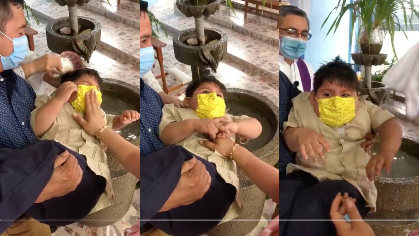 VIRAL | En medio bautismo, niño se queja del sacerdote: “¡ya me mojaron mi camiseta!”
